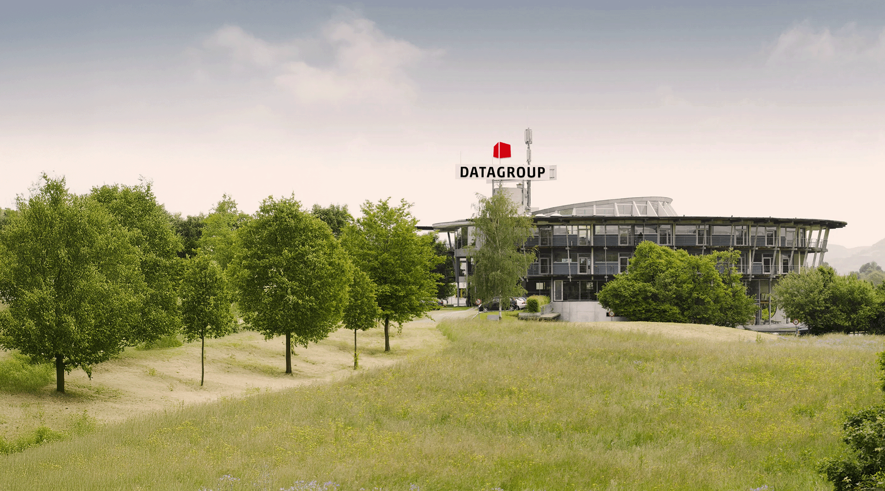 DATAGROUP