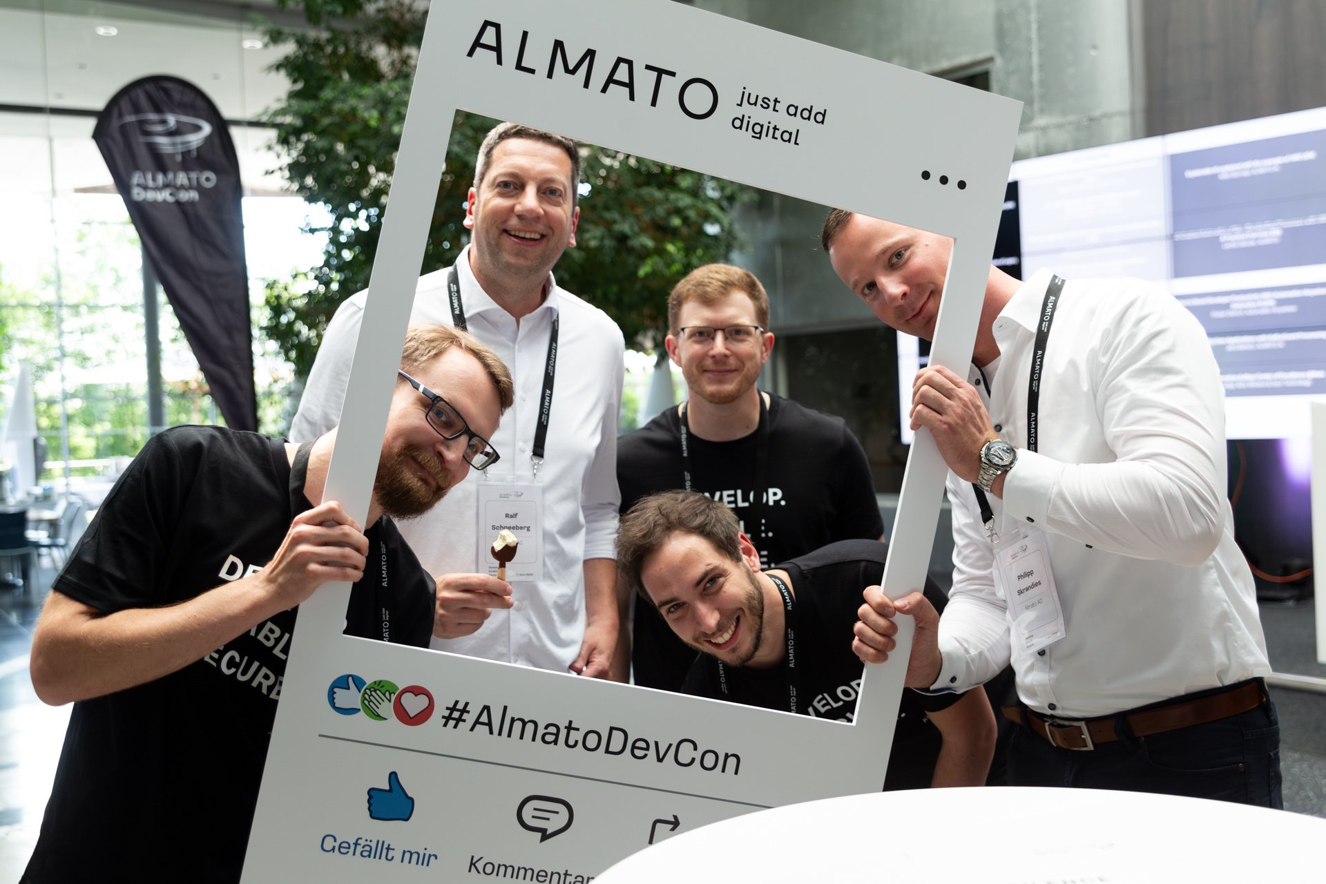 Almato_Teamfoto_DevCon